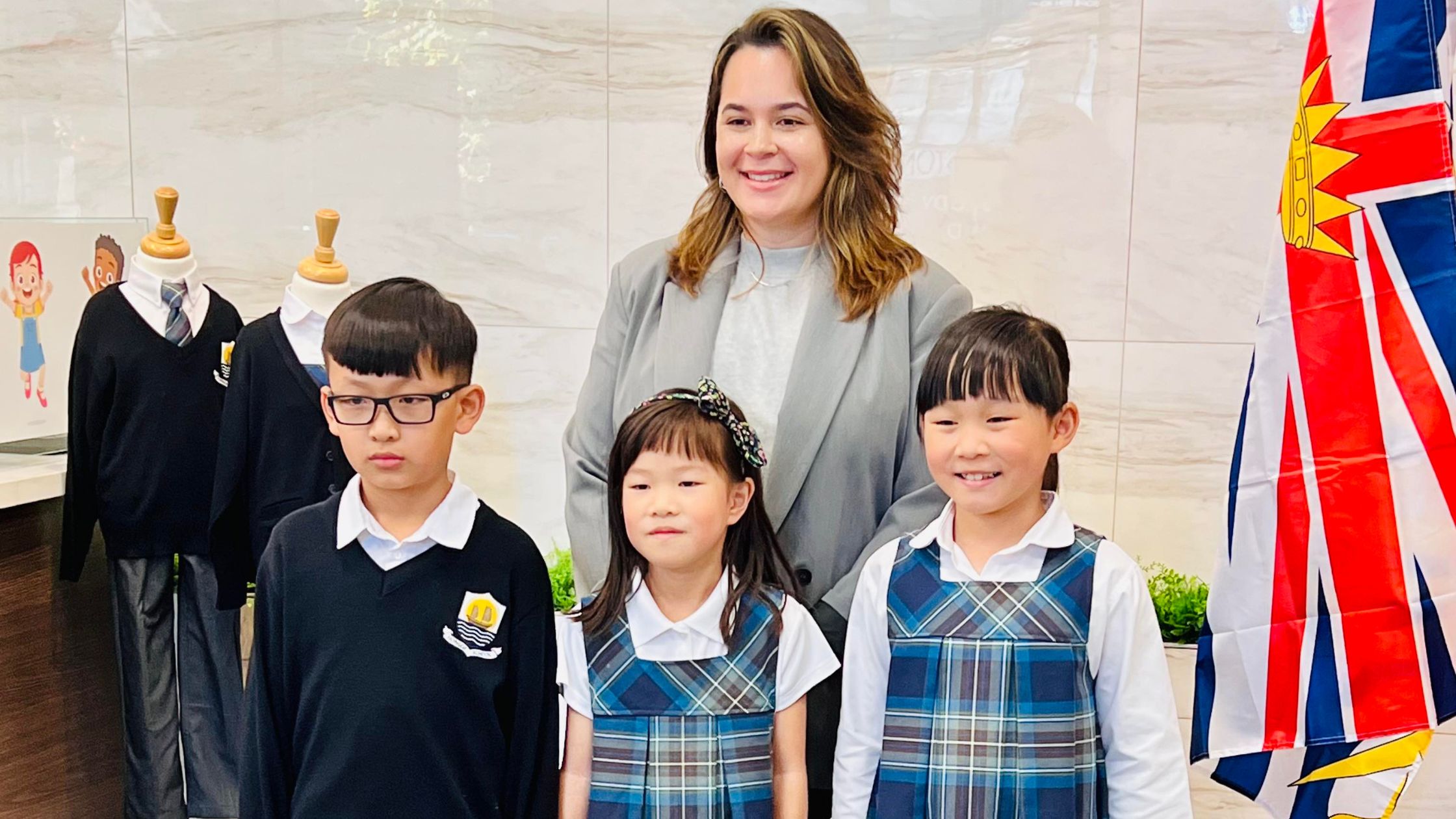 Why Choose HongDe Elementary School. Featured Image