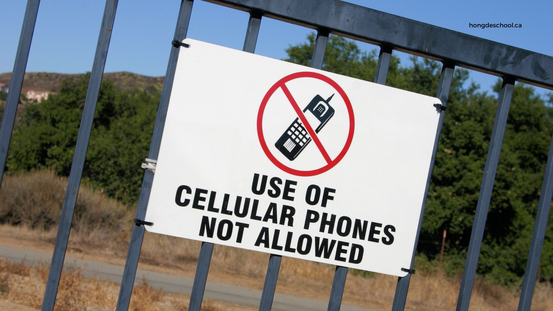 Cell Phone Restrictions in Schools Are Coming in September. Featured Image