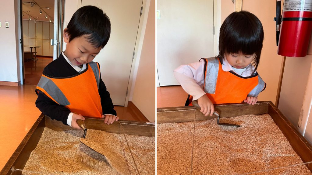 HongDe students at the Museum of Vancouver